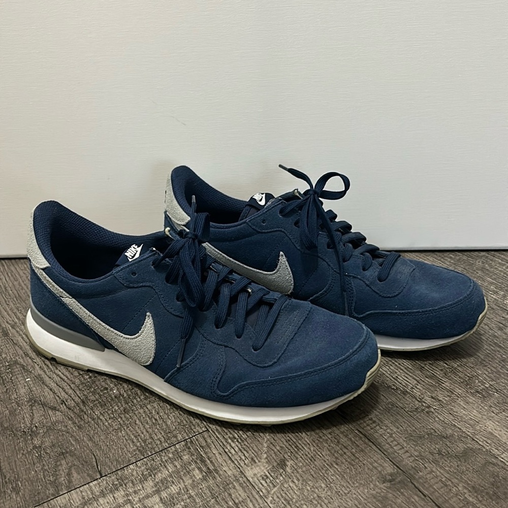 Nike Internationalist Blue Retro Athletic Sneaker Tennis Shoes